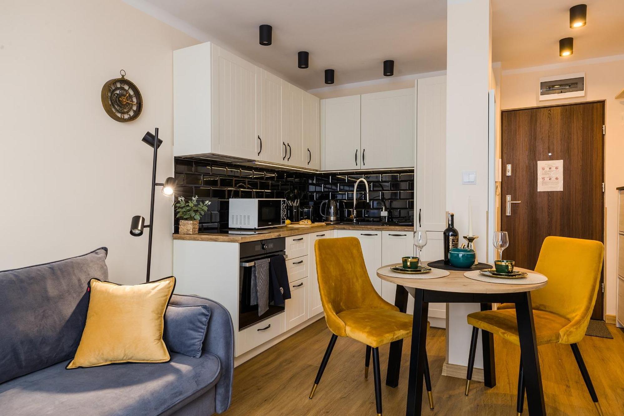 Shortstaypoland Chlodna B168 Warsaw Exterior photo